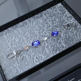 Louis Vuitton LV diamond enchantment chain bag decoration double spring buckle chain pendant-3659  